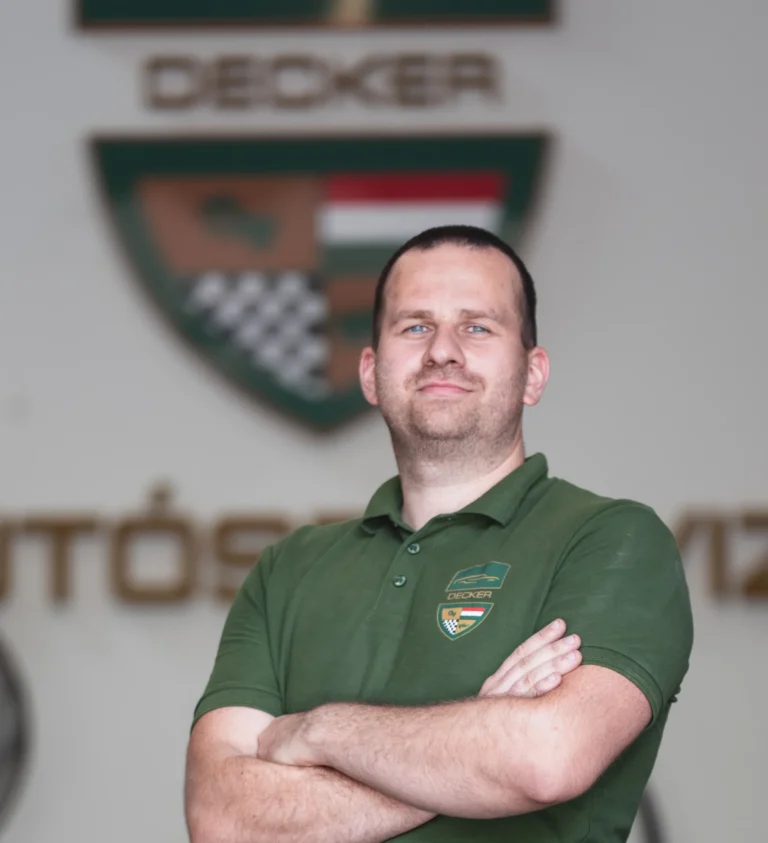 Fakán Dávid – Decker Autó BMW szervizcsapat
